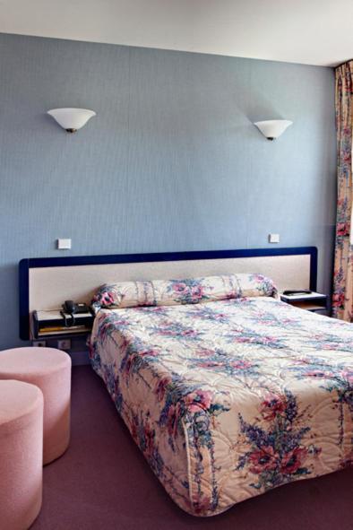 Hotel Du Lac Lacapelle-Viescamp Habitación foto